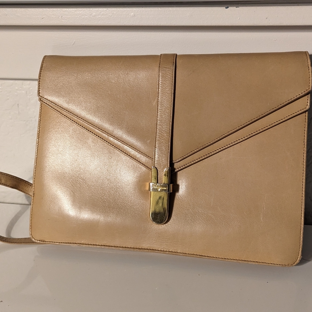Vintage Ferragamo double flap shoulder strap bag